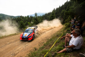 WRC: Un Tanak scintillante al Rally dell’Acropoli